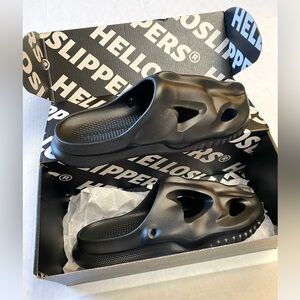 Fossil Black Slides Size 9-10.5